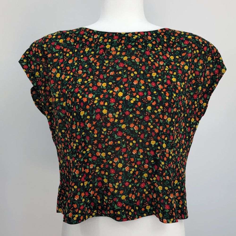 Floral reverse button down short sleeve